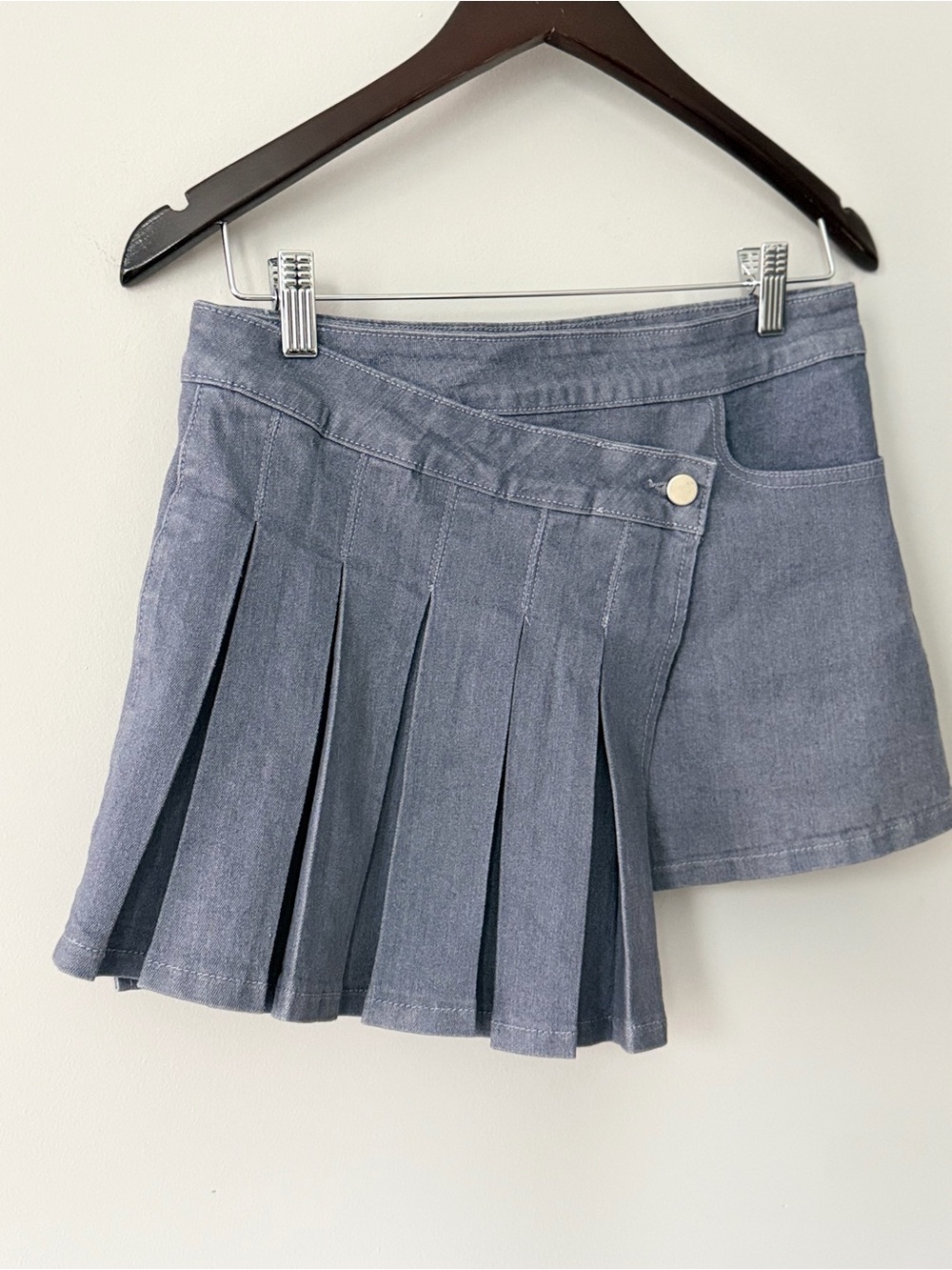 Pleated Denim Mini Skort in Washed Grey